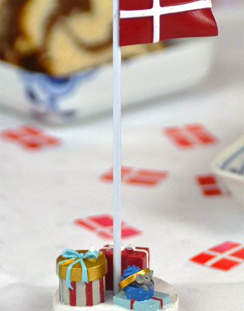 Bordpynt - Flag med pakker
